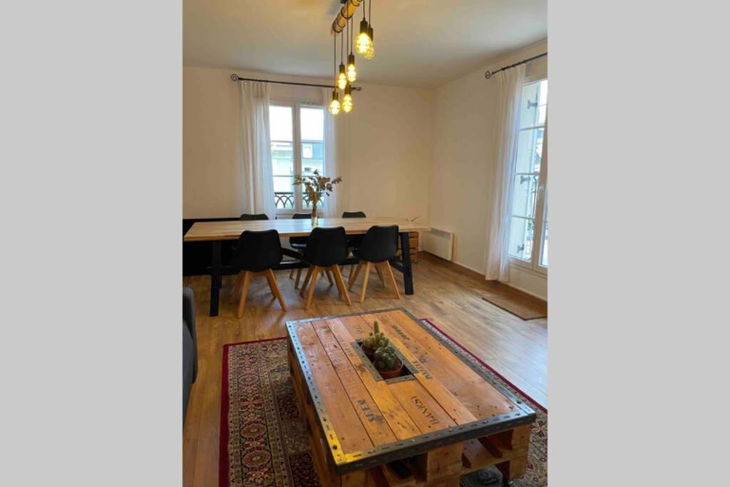 Appartement Terrasse Au Centre De Serris Bagian luar foto